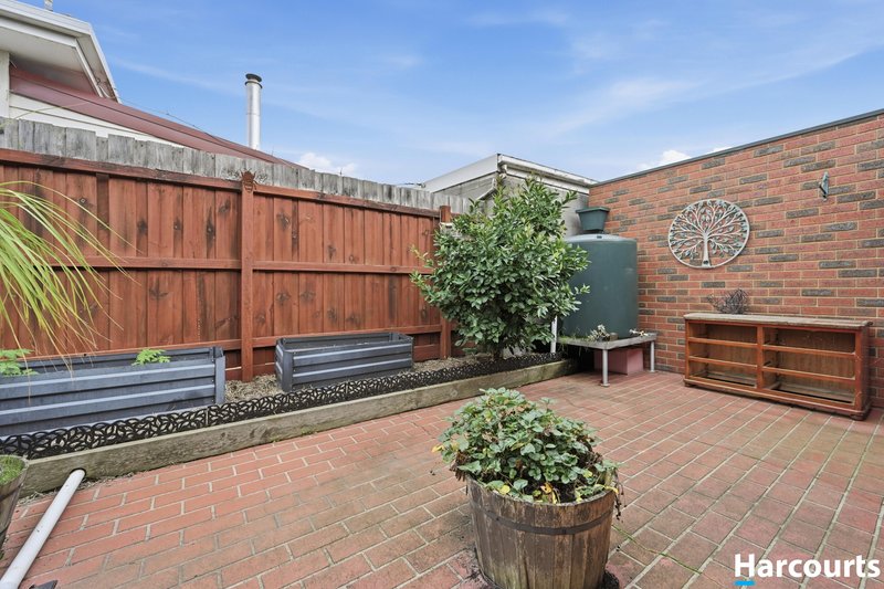 Photo - 2/28 Roughead Street, Leongatha VIC 3953 - Image 17