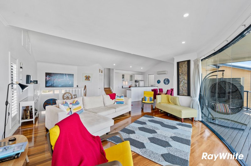 Photo - 2/28 Seaview Way, Long Beach NSW 2536 - Image 15