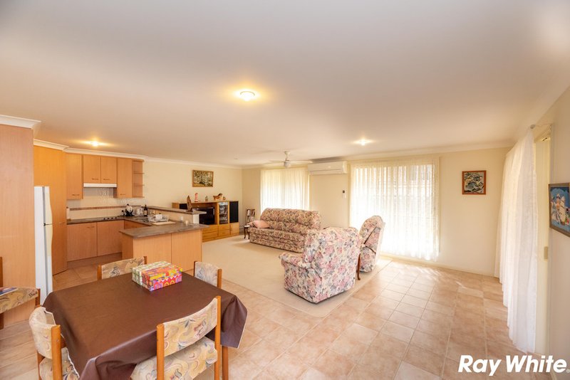 Photo - 2/28 Sentry Crescent, Forster NSW 2428 - Image 5