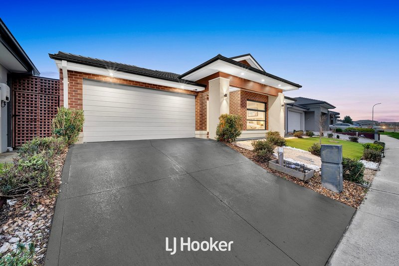 Photo - 228 St Germain Boulevard, Clyde North VIC 3978 - Image 3