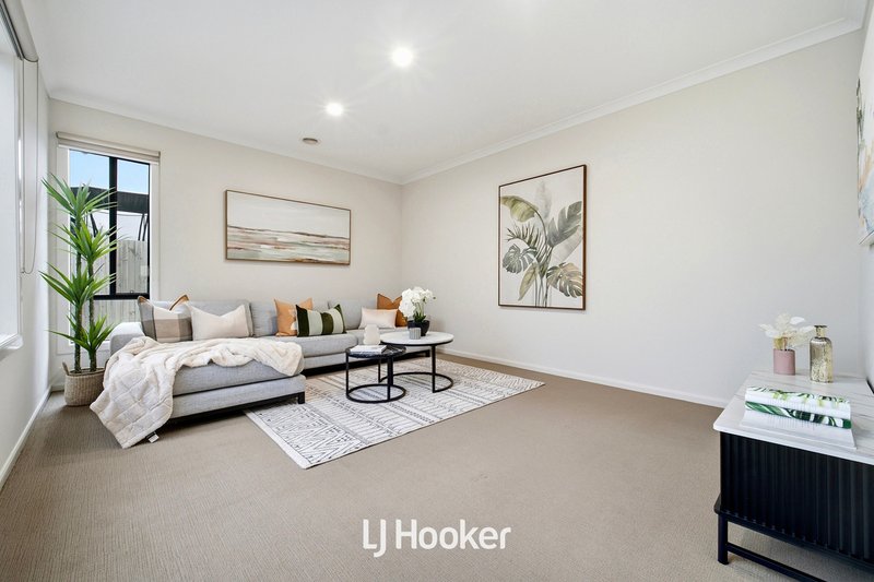 Photo - 228 St Germain Boulevard, Clyde North VIC 3978 - Image 6