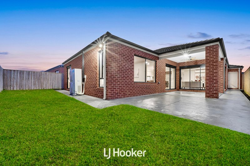 Photo - 228 St Germain Boulevard, Clyde North VIC 3978 - Image 21