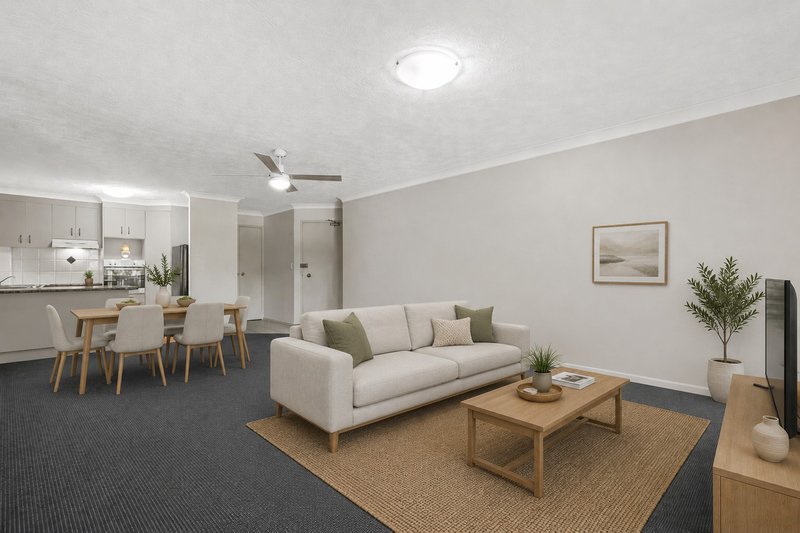 Photo - 2/28 Sykes Court, Southport QLD 4215 - Image 3