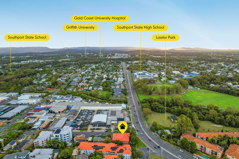 Photo - 2/28 Sykes Court, Southport QLD 4215 - Image 12