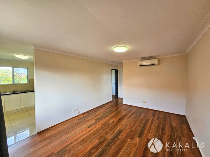 Photo - 2/28 Tenby Street, Mount Gravatt QLD 4122 - Image 3