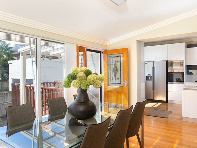 Photo - 2/28 The Crescent, Manly NSW 2095 - Image 9