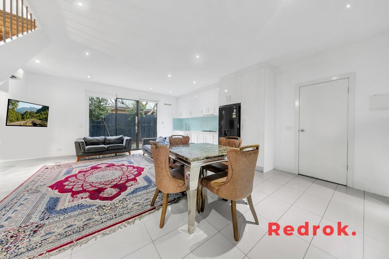 Photo - 2/28 York Street, Glenroy VIC 3046 - Image 2