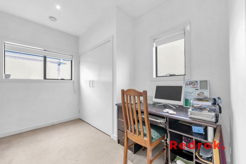 Photo - 2/28 York Street, Glenroy VIC 3046 - Image 6