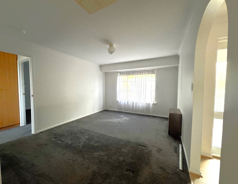 Photo - 2/28 Zanoni Crescent, Surrey Downs SA 5126 - Image 6