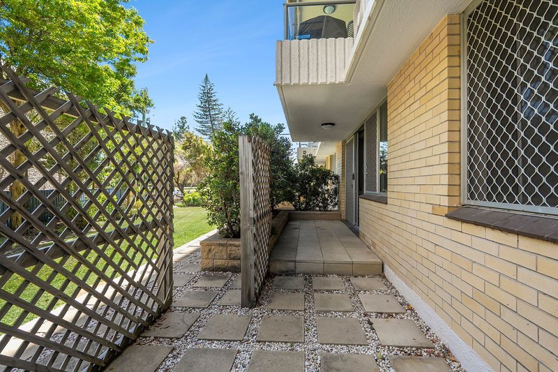 Photo - 2/280 Hedges Avenue, Mermaid Beach QLD 4218 - Image 6