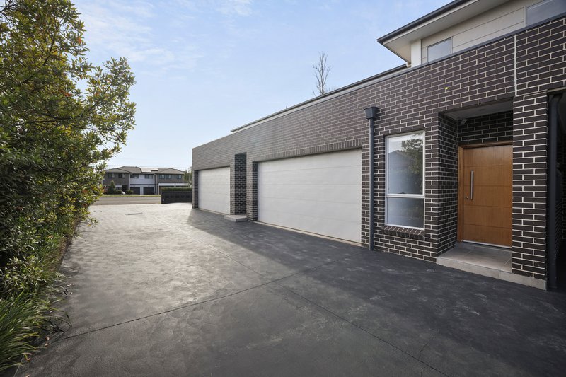 Photo - 2/280 Newbridge Road, Moorebank NSW 2170 - Image 1