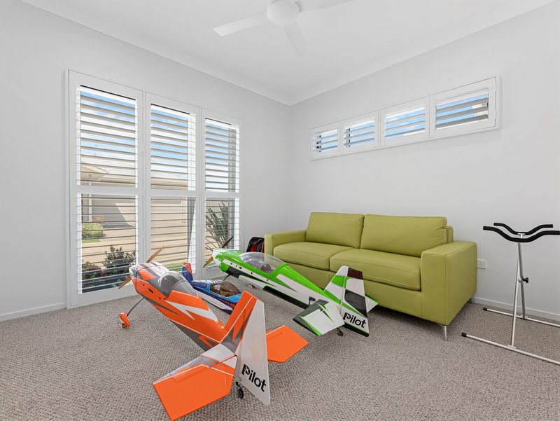 Photo - 22/835 Boat Harbour Drive, Urangan QLD 4655 - Image 3