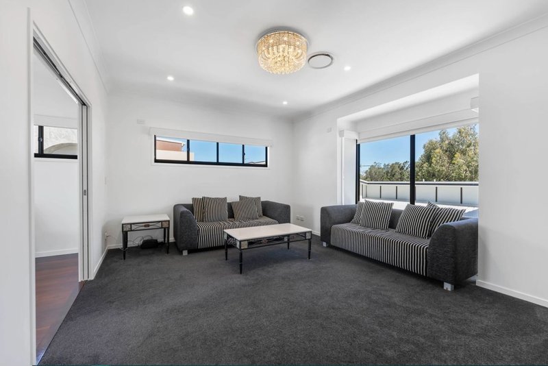 Photo - 2/285 Main Road, Wellington Point QLD 4160 - Image 13