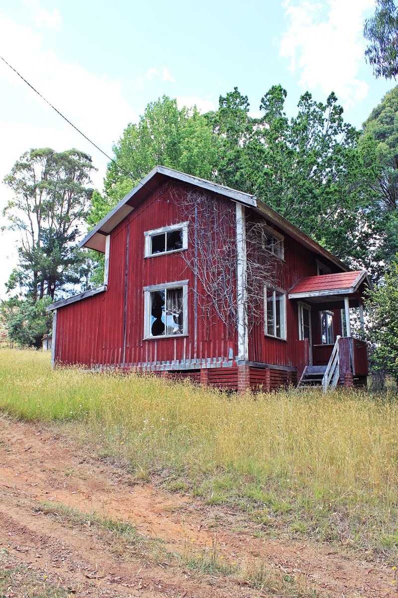 2286 Batlow Road, Laurel Hill NSW 2649