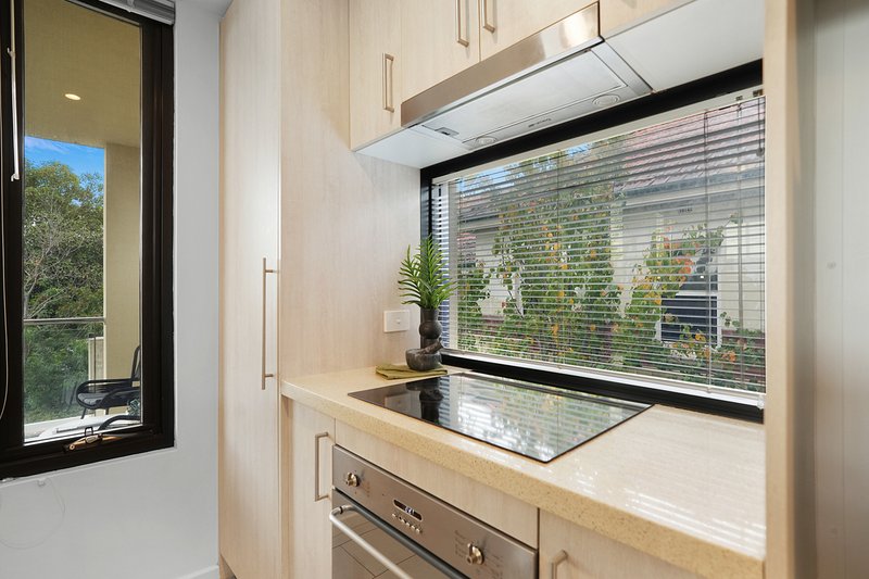 Photo - 2/287 Walcott Street, North Perth WA 6006 - Image 9
