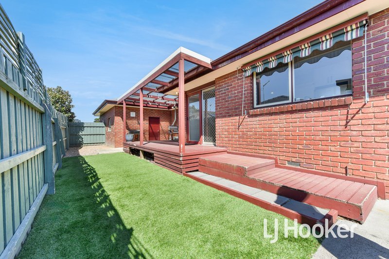 Photo - 2/28A Henry Street, Pakenham VIC 3810 - Image 16