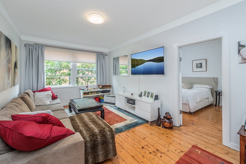 Photo - 2/28A Rangers Road, Cremorne NSW 2090 - Image 2