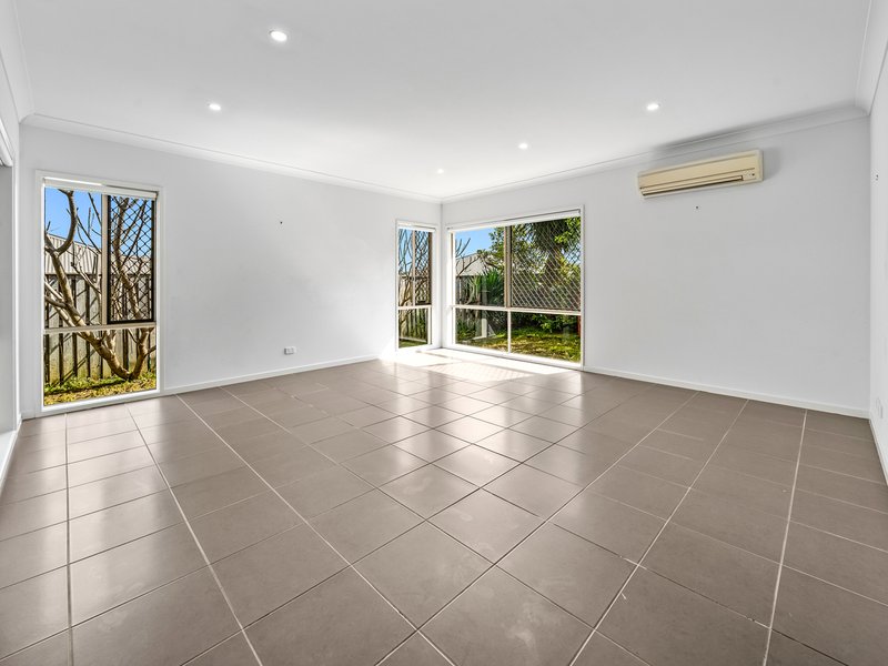 Photo - 229 Alawoona Street, Redbank Plains QLD 4301 - Image 13