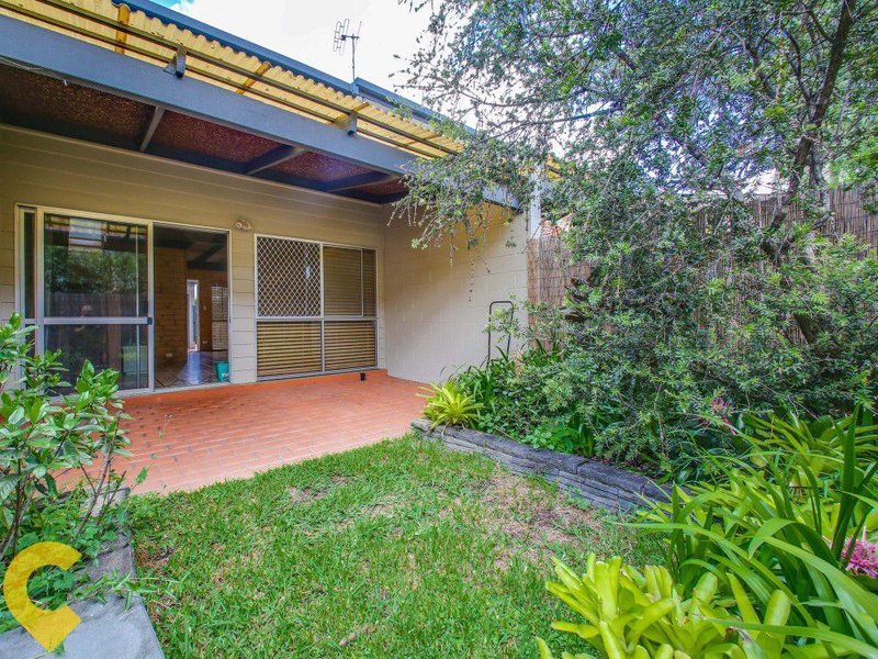 Photo - 2/29 Arbor Street, Ferny Grove QLD 4055 - Image 4