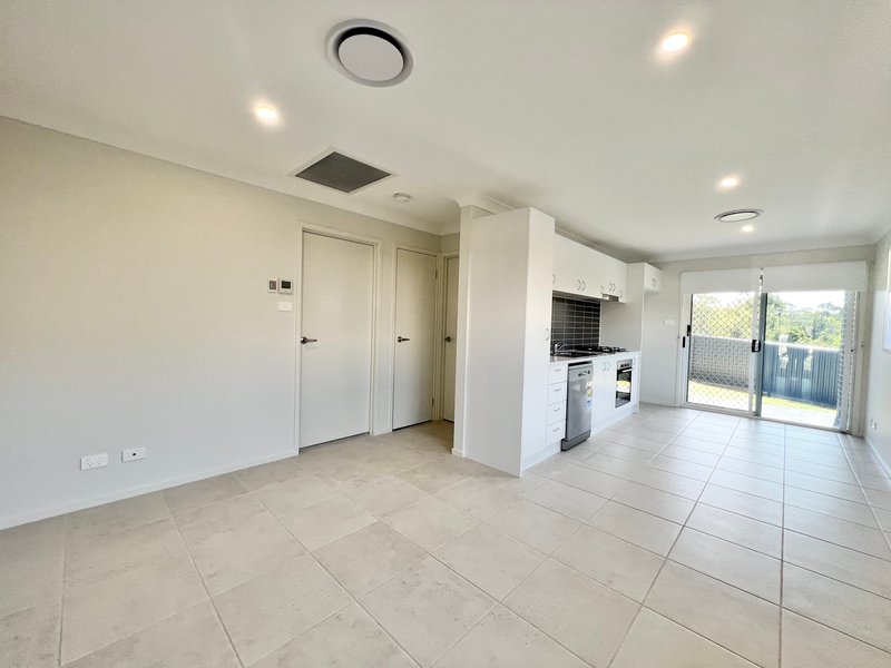 Photo - 2/29 Bangalay Street, Heddon Greta NSW 2321 - Image 9