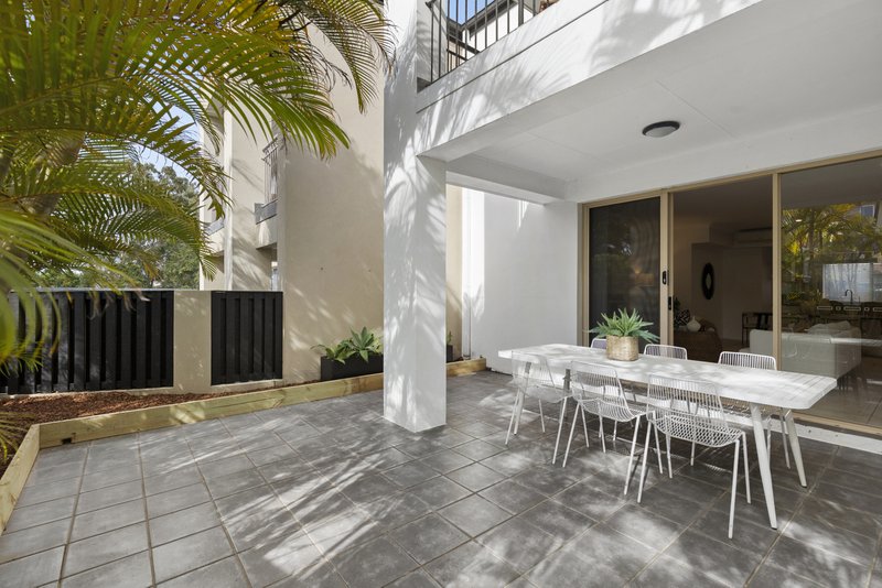 Photo - 2/29 Bayswater Avenue, Varsity Lakes QLD 4227 - Image 2