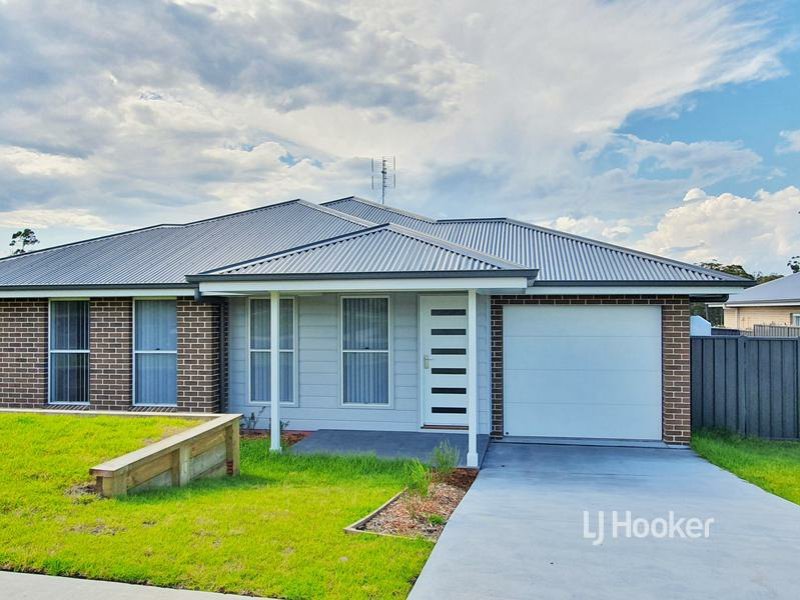 2/29 Bayswood Avenue, Vincentia NSW 2540