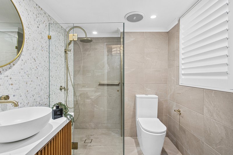 Photo - 2/29 Bourke Street, North Wollongong NSW 2500 - Image 10