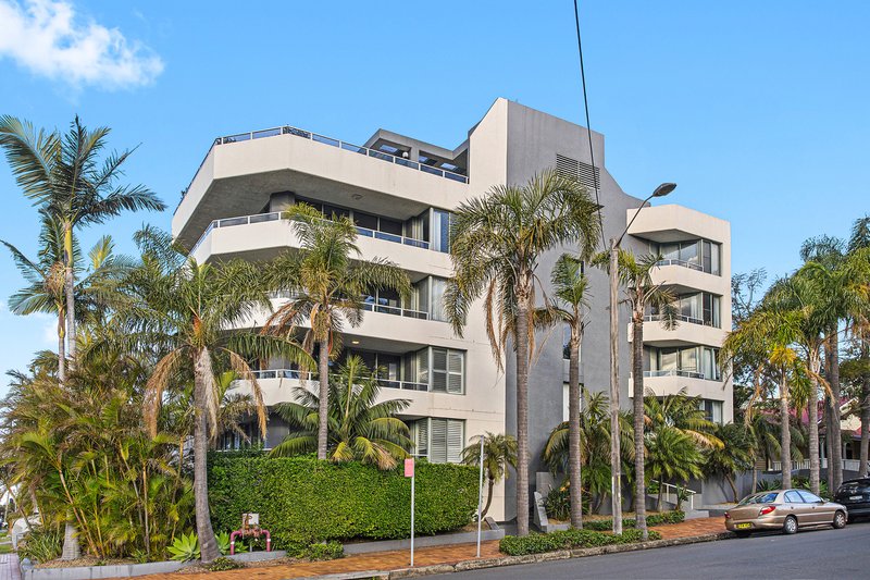 Photo - 2/29 Bourke Street, North Wollongong NSW 2500 - Image 13