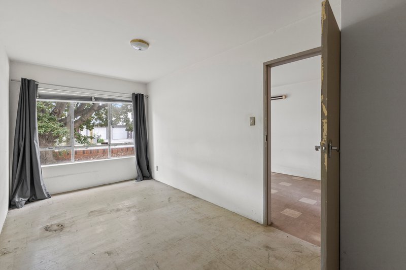 Photo - 2/29 Caringa Street, Pascoe Vale VIC 3044 - Image 10