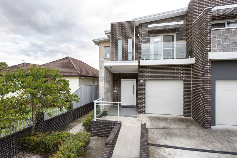 Photo - 2/29 Chelmsford Road, South Wentworthville NSW 2145 - Image 3