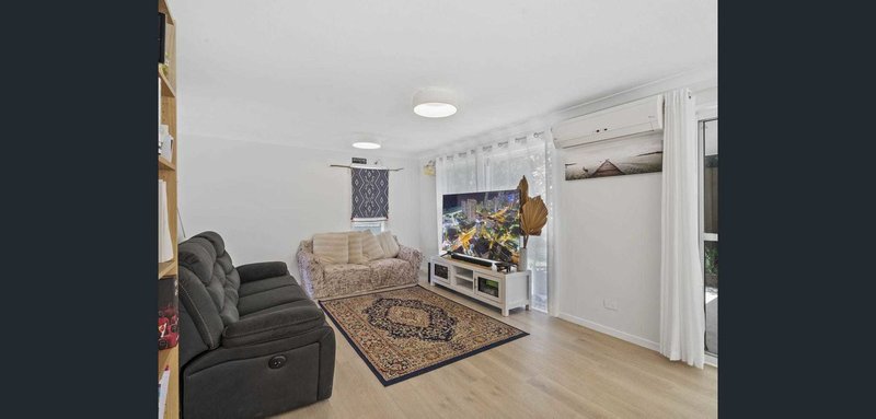 Photo - 2/29 Chester Terrace, Southport QLD 4215 - Image 8