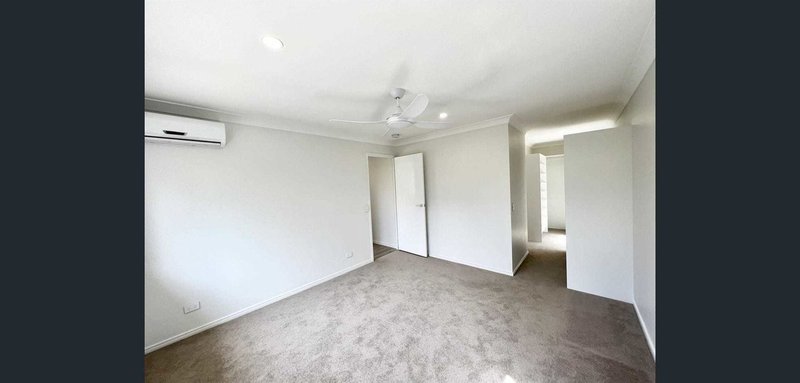 Photo - 2/29 Chester Terrace, Southport QLD 4215 - Image 26