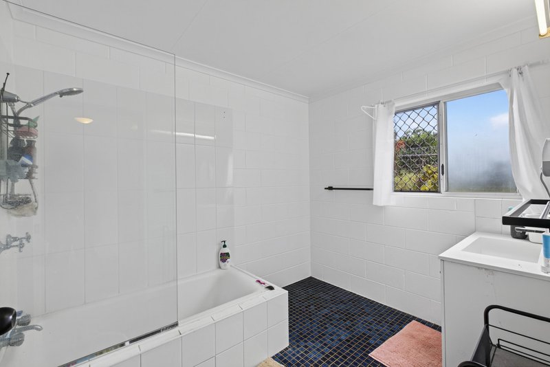 Photo - 2/29 Crisp Close, Atherton QLD 4883 - Image 13