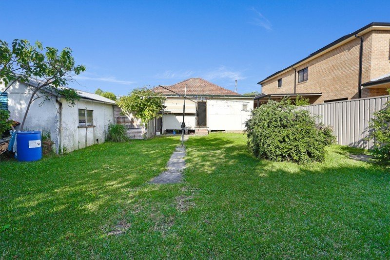 Photo - 229 Cumberland Road, Auburn NSW 2144 - Image 2