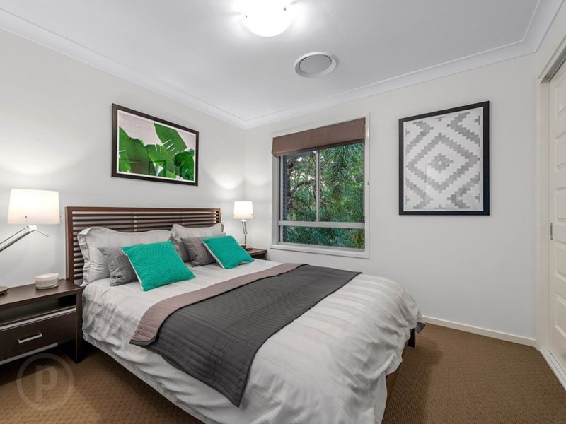 Photo - 2/29 Dalziel Street, Nundah QLD 4012 - Image 13