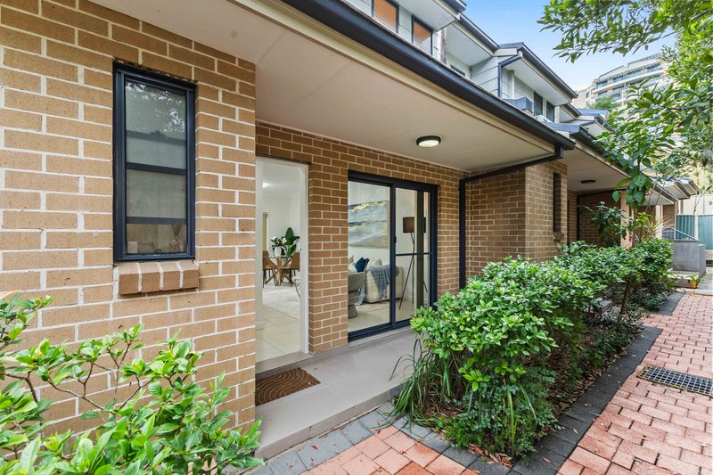 Photo - 2/29 Forbes Street, Hornsby NSW 2077 - Image 8