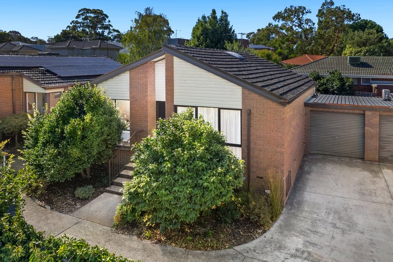 Photo - 2/29 Forest Road, Ferntree Gully VIC 3156 - Image 2