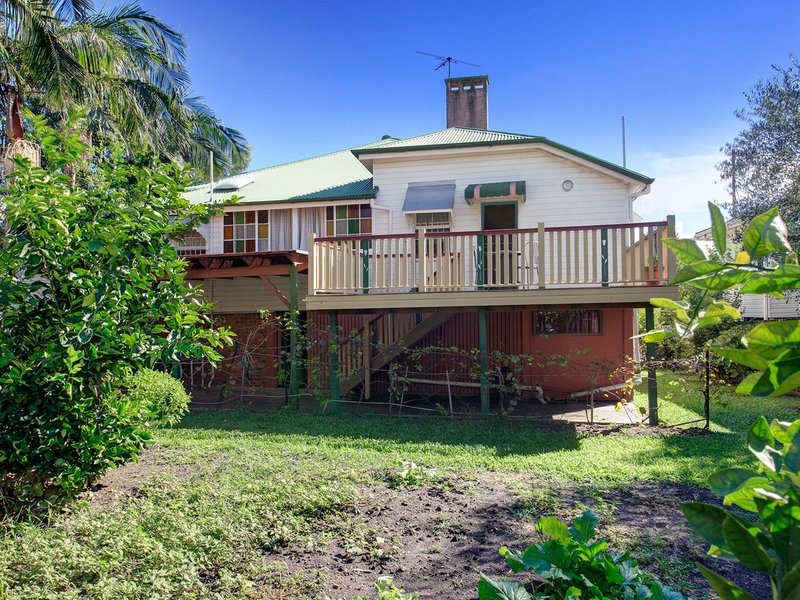 229 Hudson Road, Wooloowin QLD 4030