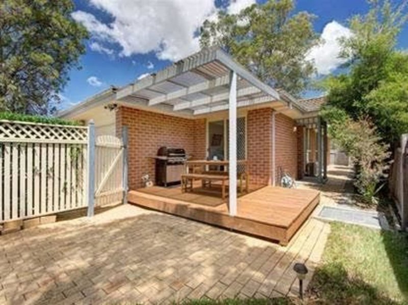 Photo - 2/29 Julianne Street, Dapto NSW 2530 - Image 7