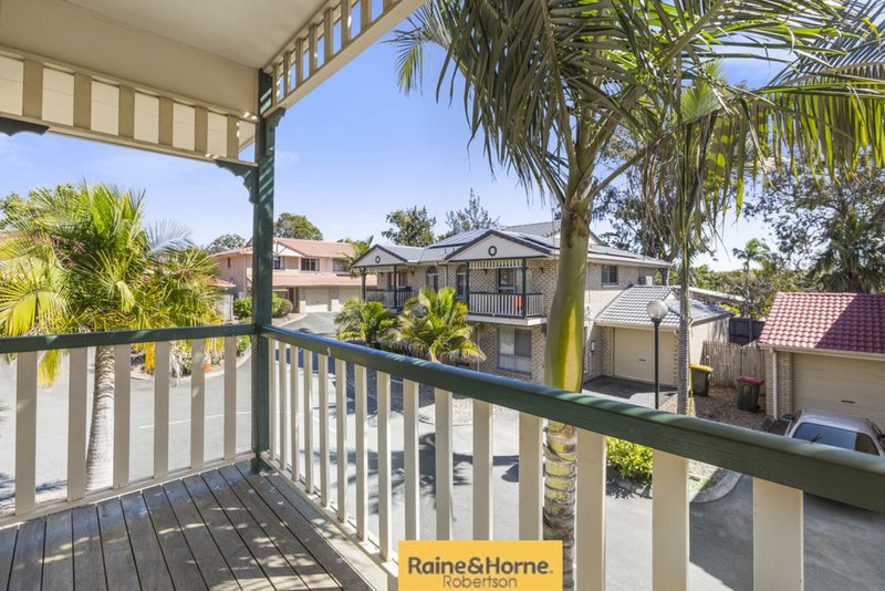 Photo - 22/9 Lawrence Close, Robertson QLD 4109 - Image 2