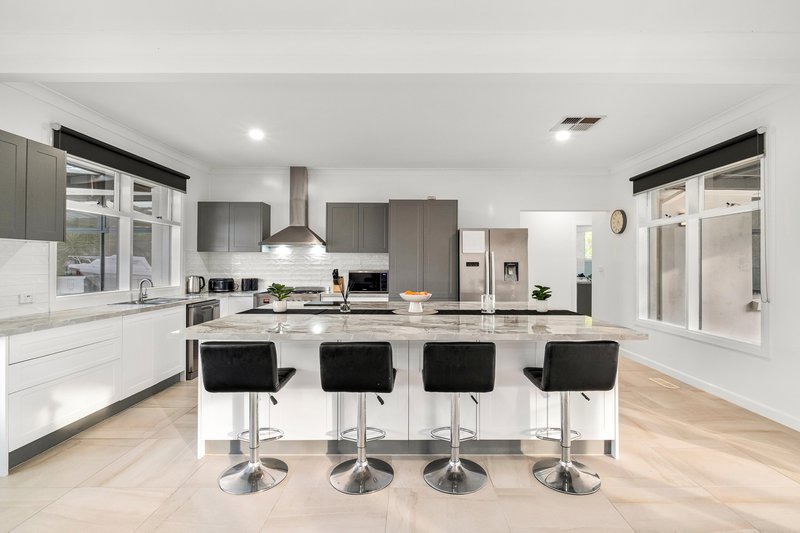 Photo - 229 Marine Parade, Hastings VIC 3915 - Image 3