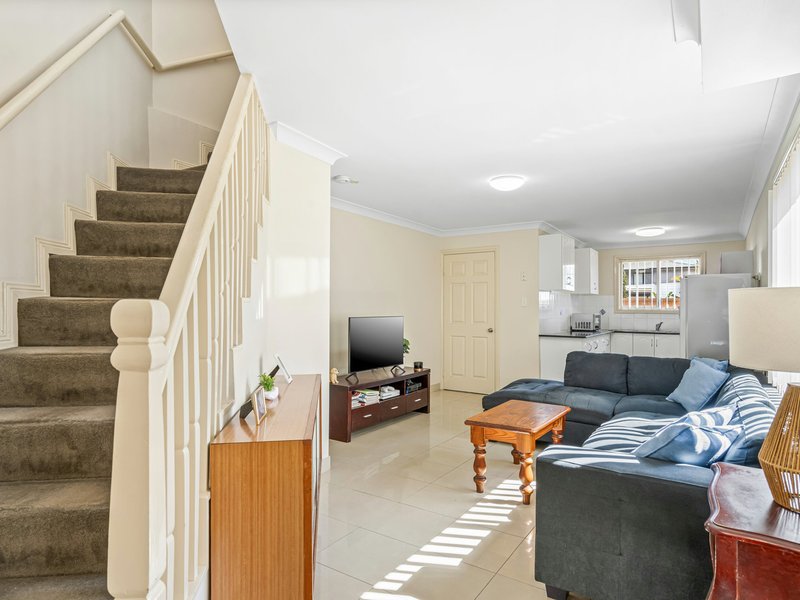 Photo - 2/29 Mclachlan Avenue, Long Jetty NSW 2261 - Image 5