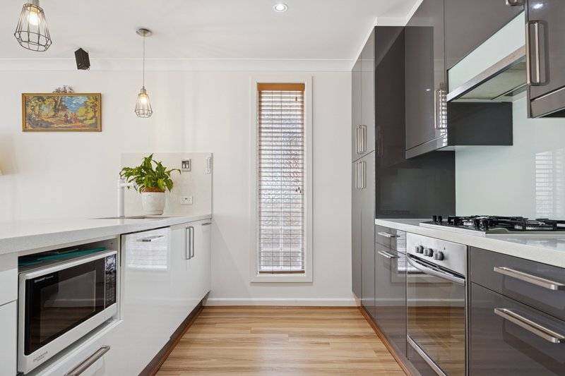 Photo - 229 Phillip Avenue, Hackett ACT 2602 - Image 5