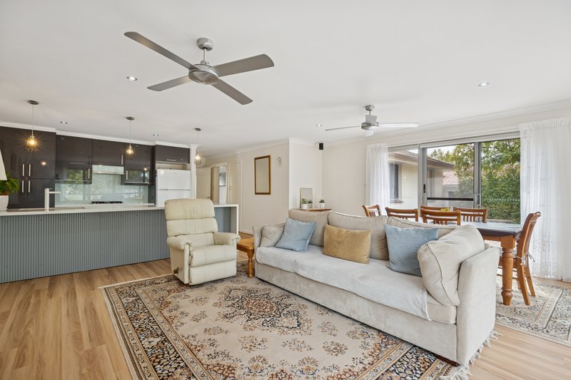 Photo - 229 Phillip Avenue, Hackett ACT 2602 - Image 6