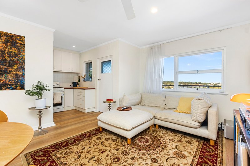 Photo - 22/9 Preston Point Road, East Fremantle WA 6158 - Image 4