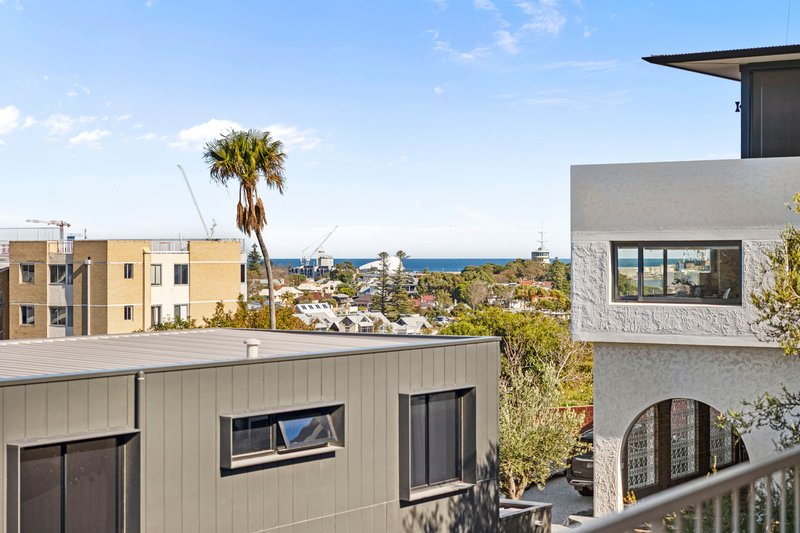 Photo - 22/9 Preston Point Road, East Fremantle WA 6158 - Image 16