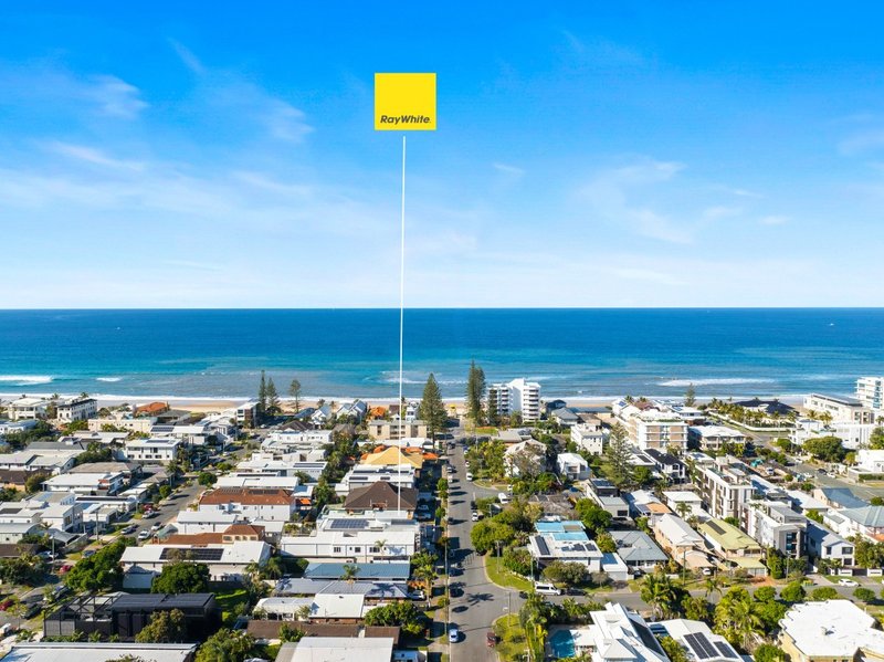 Photo - 2/29 Seashell Avenue, Mermaid Beach QLD 4218 - Image 19