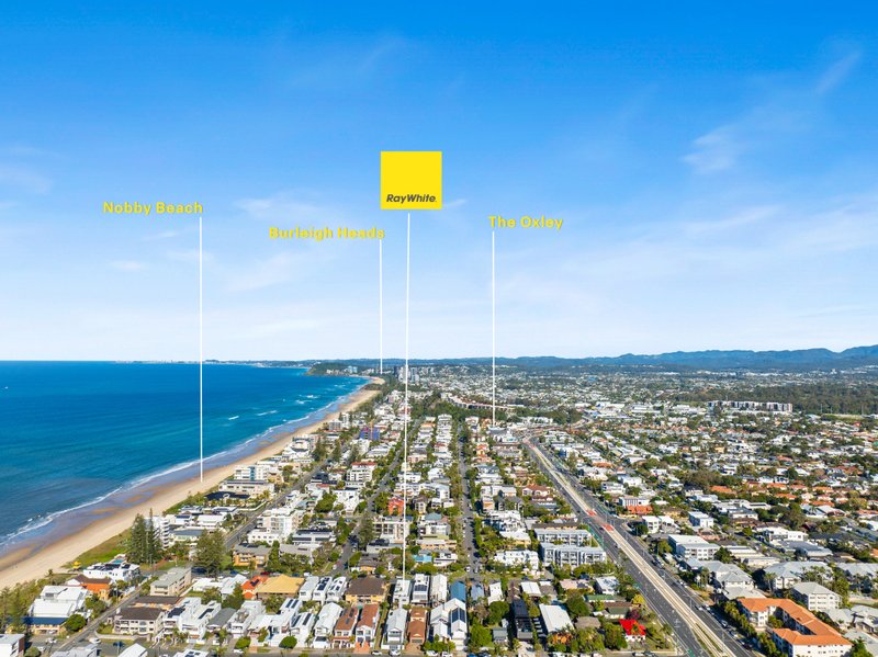 Photo - 2/29 Seashell Avenue, Mermaid Beach QLD 4218 - Image 23