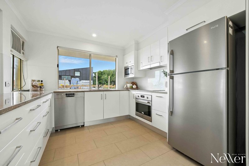 Photo - 2/29 Shearwater Street, Peregian Beach QLD 4573 - Image 7