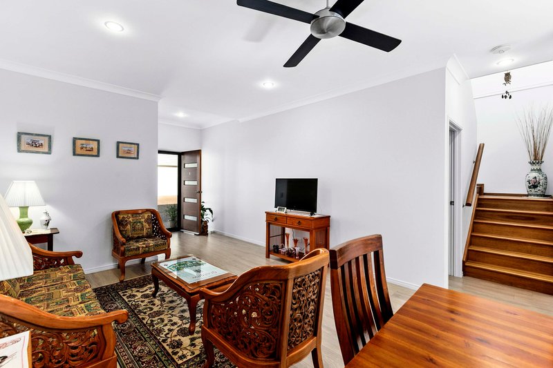 Photo - 2/29 Tavistock Street, Torquay QLD 4655 - Image 5